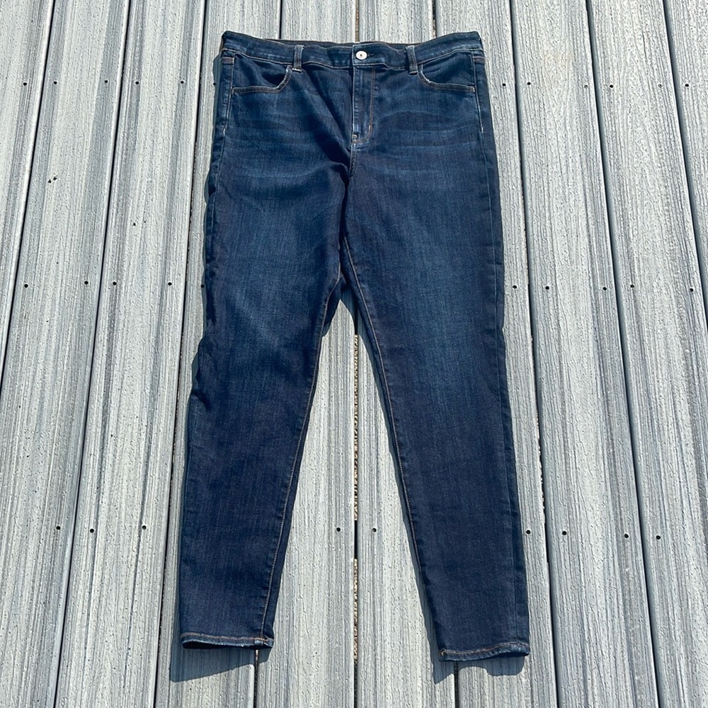 American Eagle - Hi - Rise Jegging - dark wash - stretchy - size 20 long